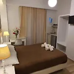 Naxos Lane Center Apartment