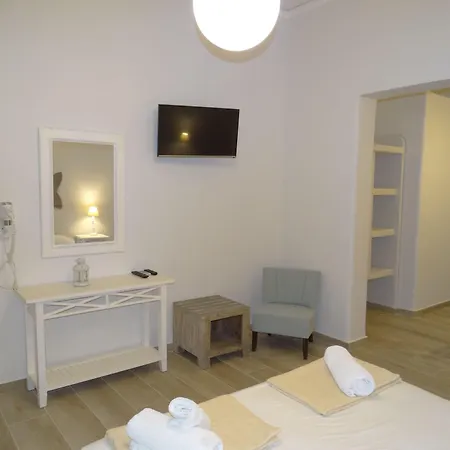 Naxos Lane Center Apartment *