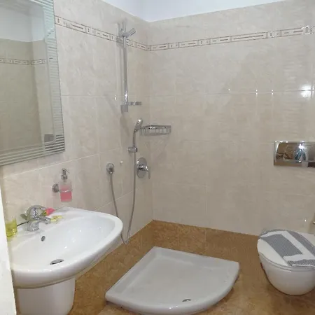 Naxos Lane Center Naxos City