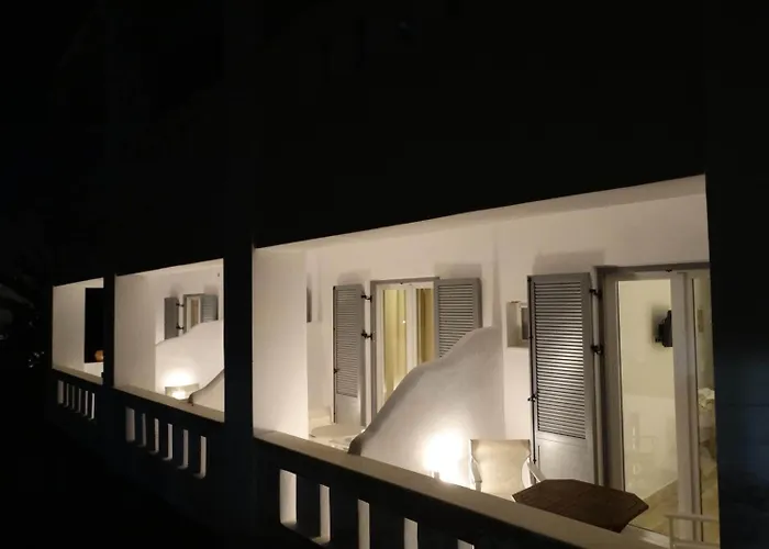 Naxos Lane Center アパート